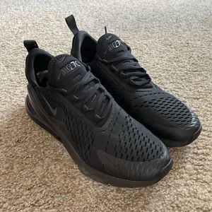 Black Nike Air Max 270s Mens 8/ Womens 9.5